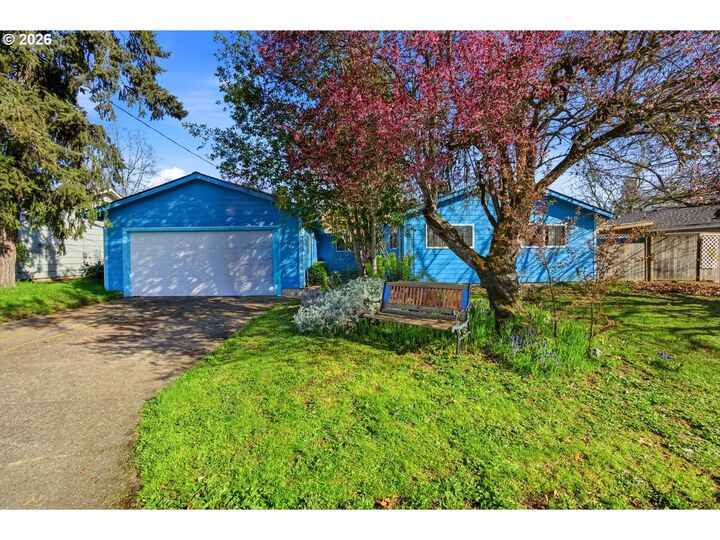 Property Photo:  784 Dalke St  OR 97361 