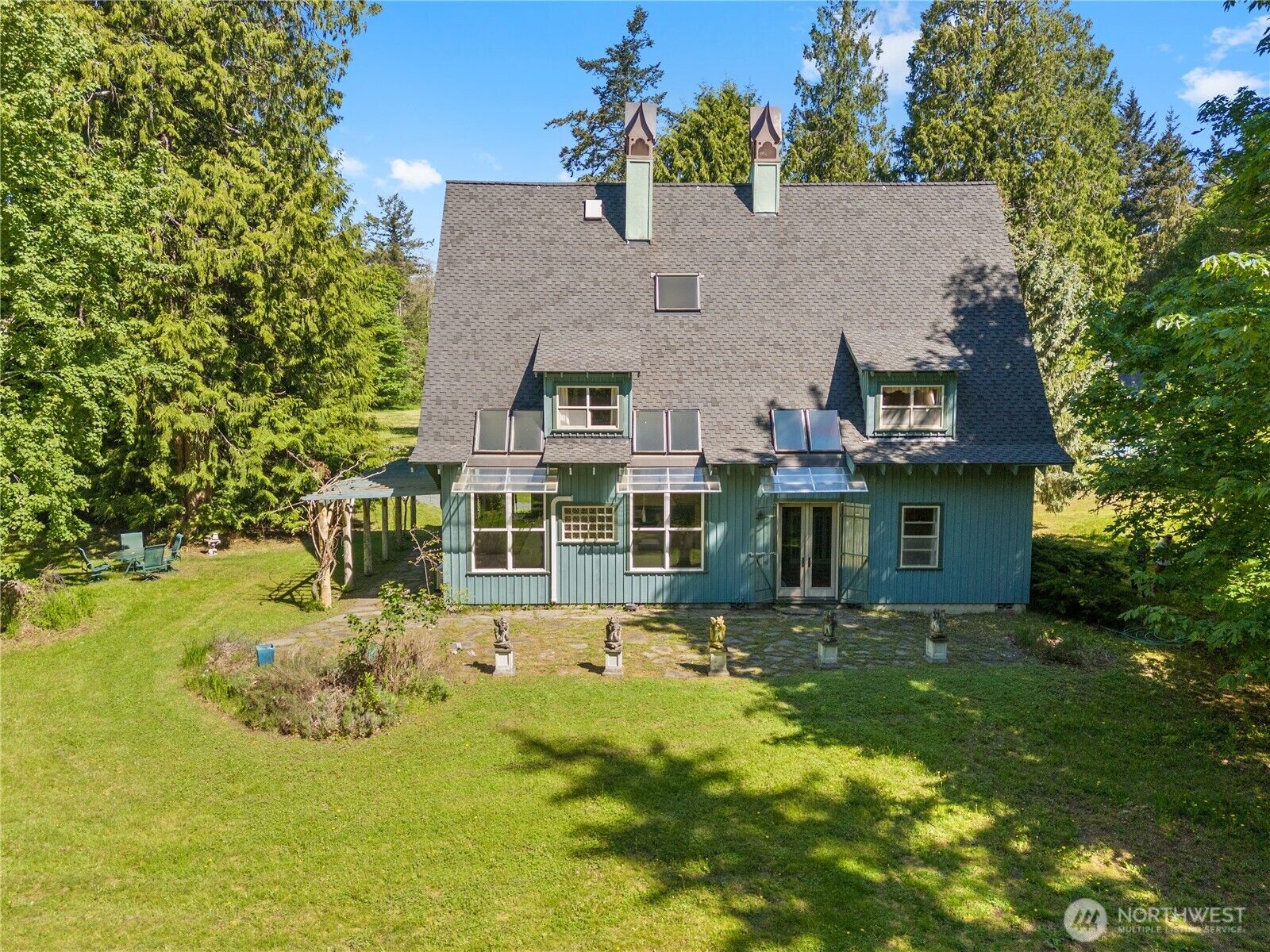 Property Photo:  5513  Homestead Lane  WA 98221 