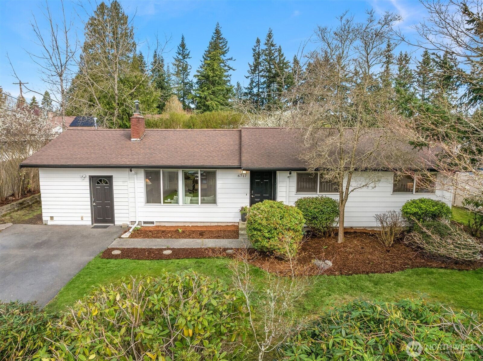 Property Photo:  6717  193rd Street SW  WA 98036 