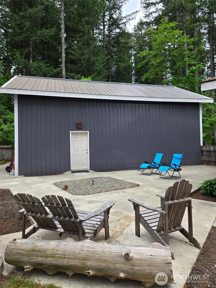 Property Photo:  138  Sherwood Lane  WA 98361 
