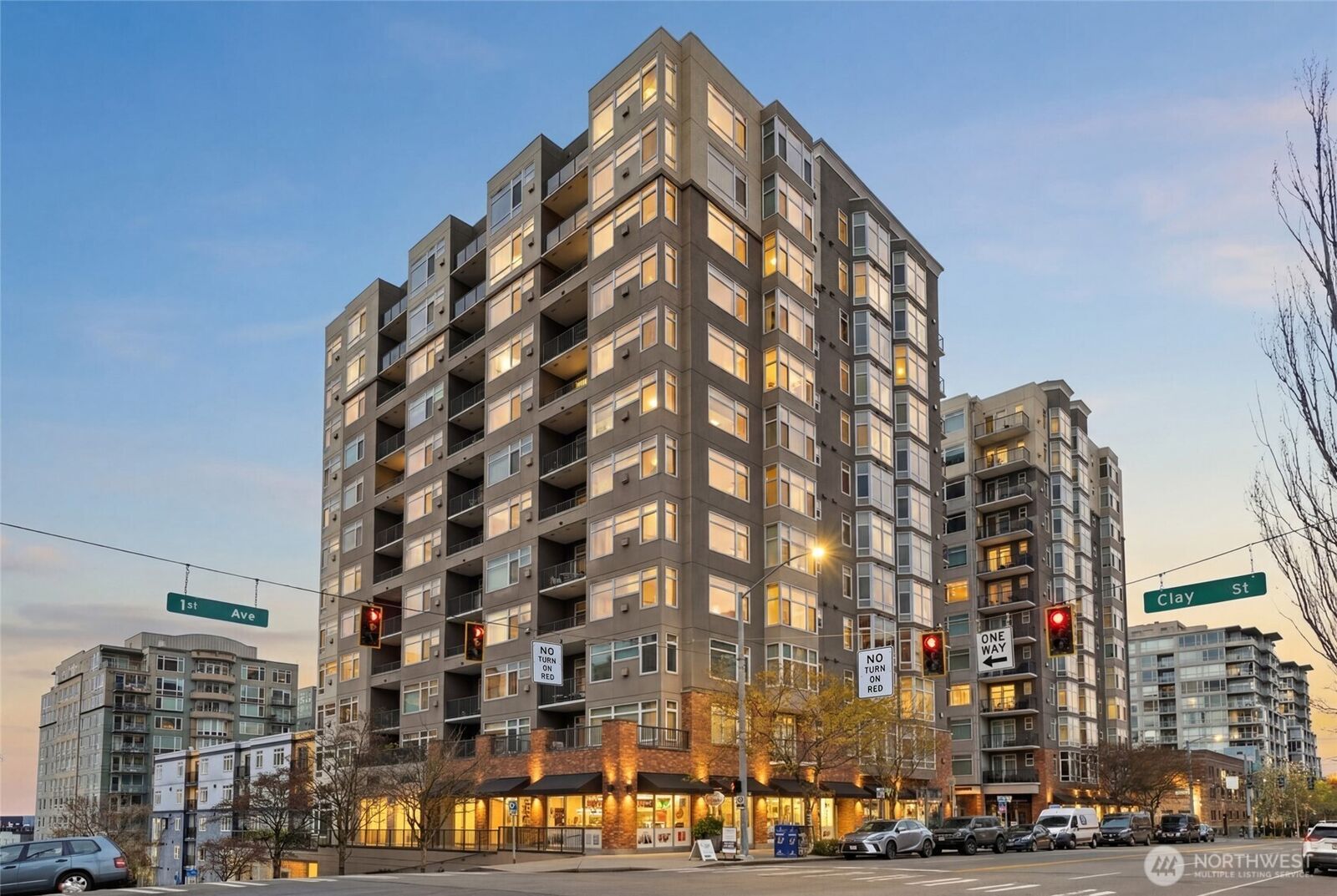 Property Photo: 2801 1st Avenue 504 WA 98121