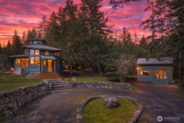 Property Photo:  1062  Yacht Haven Road  WA 98250 