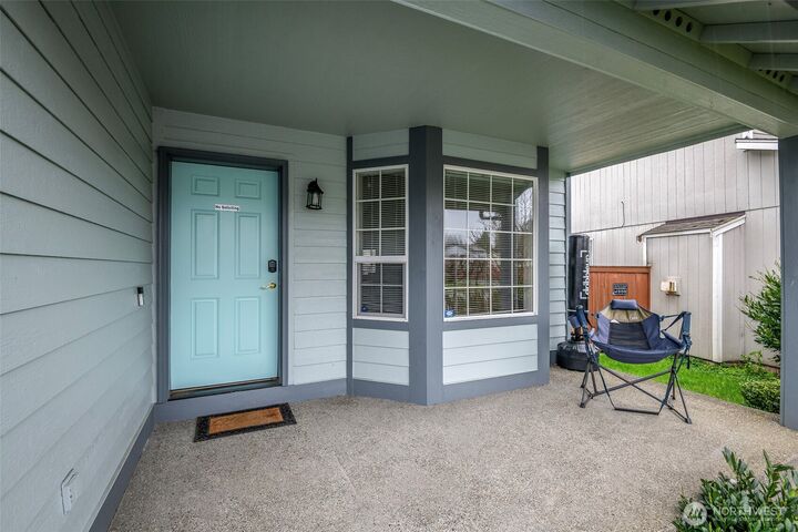 Property Photo:  11008  184th Avenue  WA 98391 