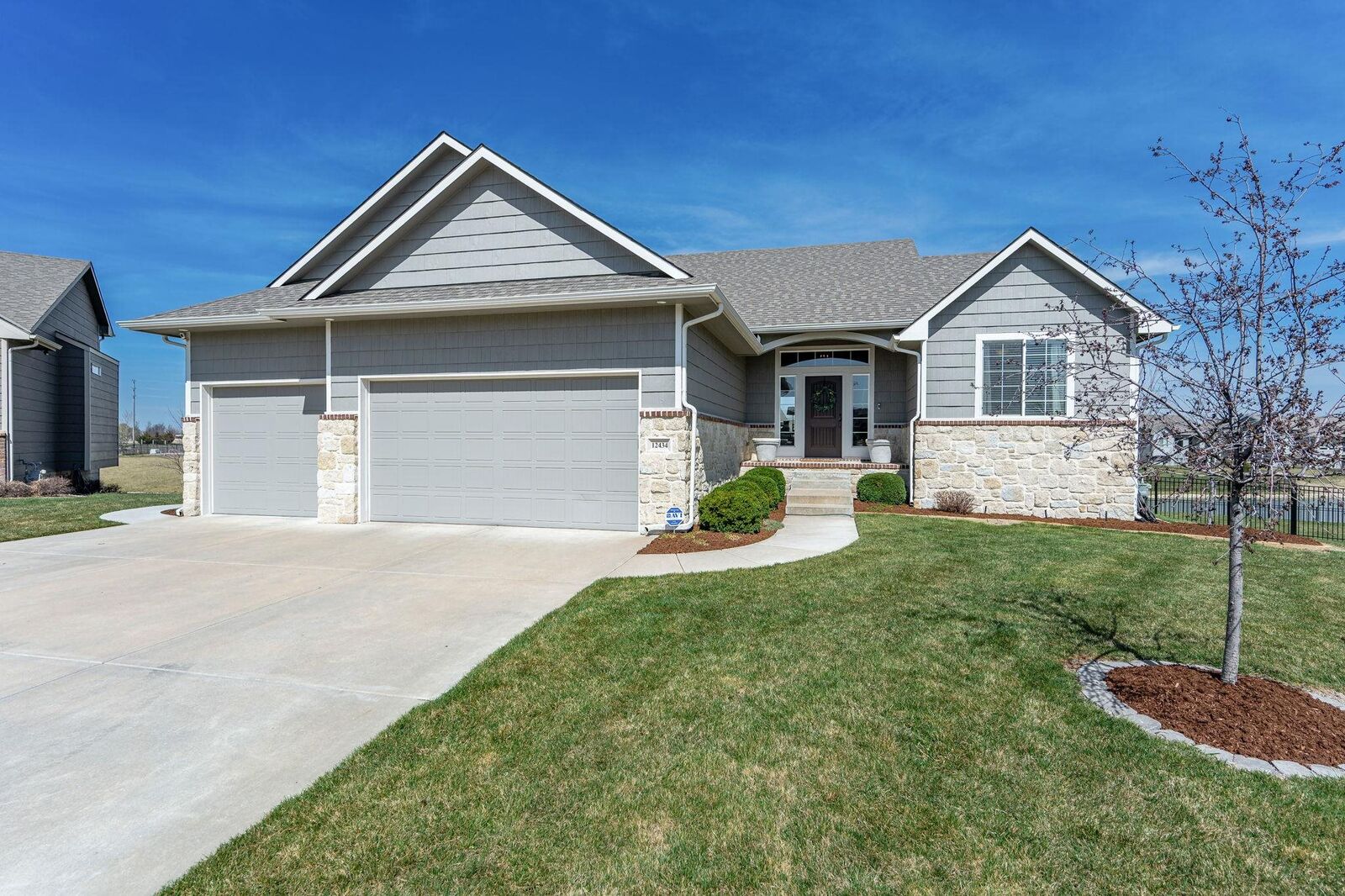 Property Photo:  12434 E 27th Ct N  KS 67226 