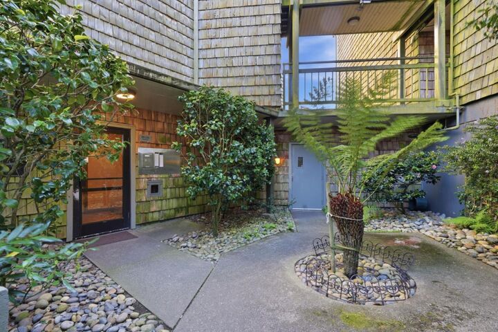 Property Photo: 95 Red Rock Way 203M CA 94131