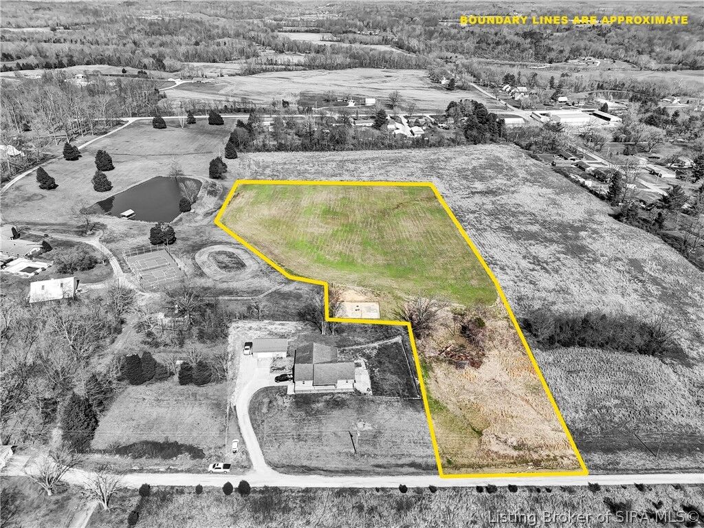 Property Photo: 3711 E Caney Road IN 47126