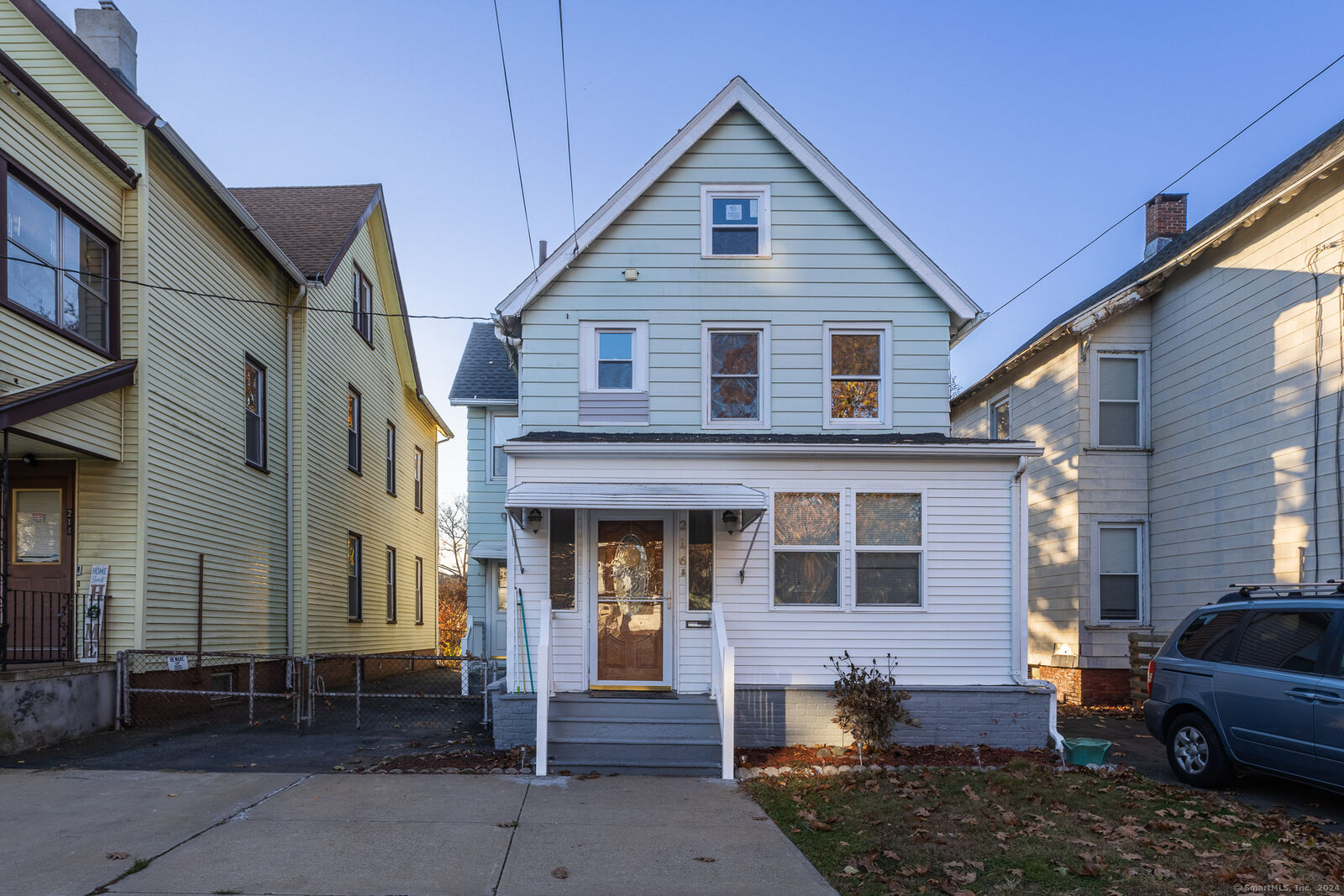 Property Photo:  216 Howard Avenue  CT 06519 
