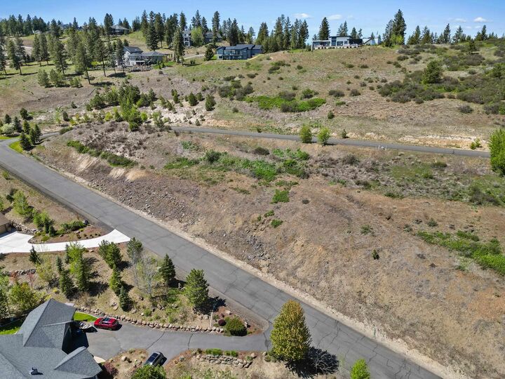 Property Photo:  1824 E Tomahawk Ln  WA 99224 