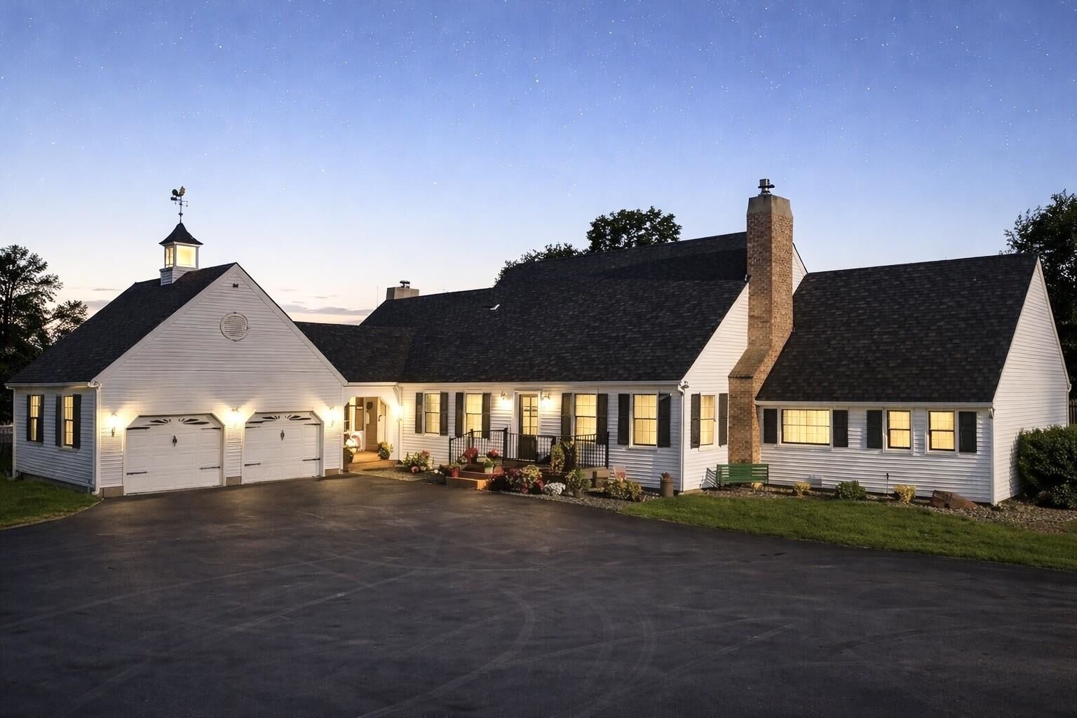 Property Photo:  11021 S Hatch Rd  WA 99224 