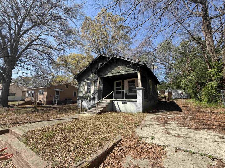 Property Photo: 407 Willow Street SC 29340