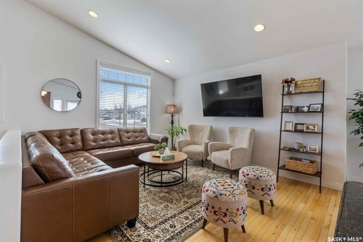 Property Photo:  3 Briarvale Crescent  SK S7V 1C5 