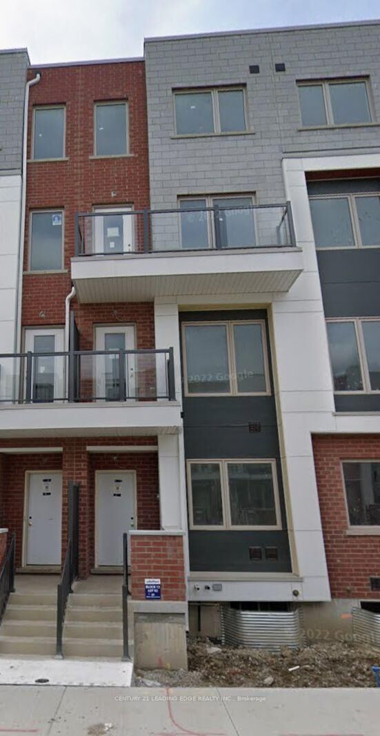 Property Photo:  98 William Duncan Road  ON M3K 0C7 