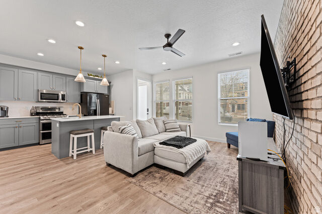 Property Photo:  11326 S Lake Run Rd  UT 84009 