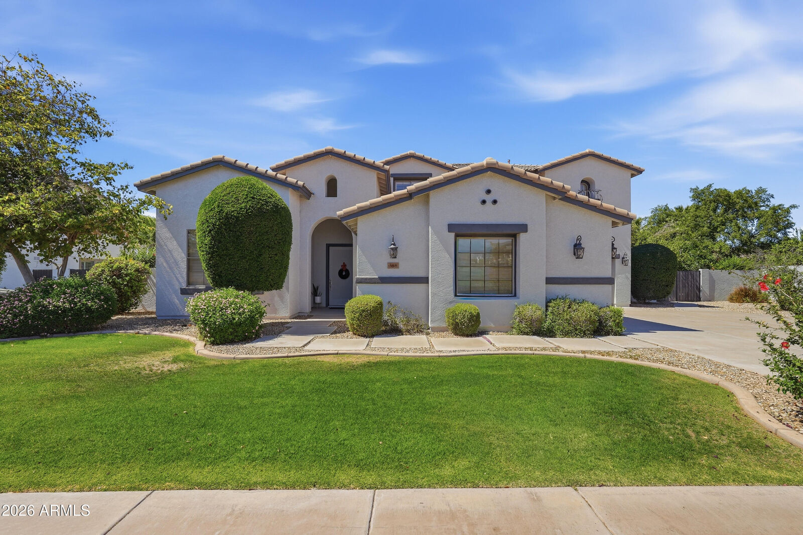 Property Photo:  558 E Mead Place  AZ 85249 