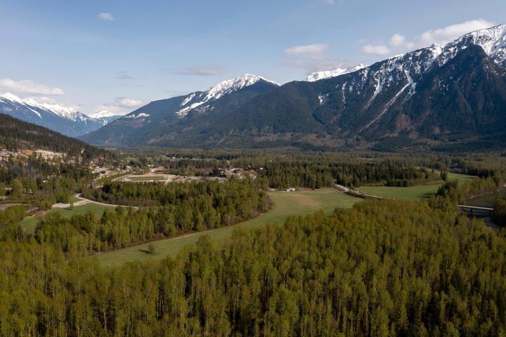 Property Photo: 1691 Highway 99 BC V0N 2L0