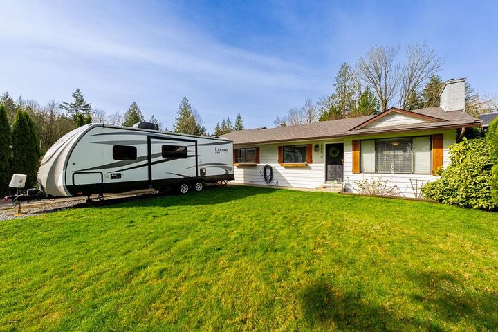 3525 Latimer Street — photo 1