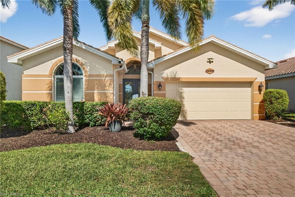 Property Photo:  3409 Dandolo Cir  FL 33909 