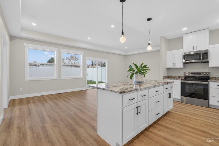 Property Photo:  3714 Slate Court  ID 83501 