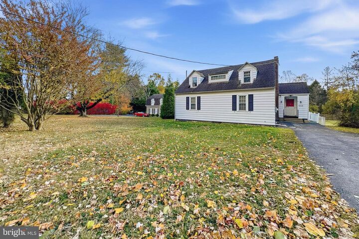 Property Photo: 2818 Mill Creek Road DE 19808