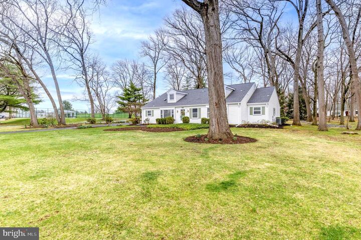 Property Photo:  321 Sharon Way A  NJ 08831 