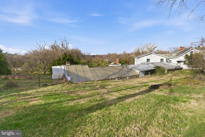 Property Photo:  4464 N Old Glebe Road  VA 22207 