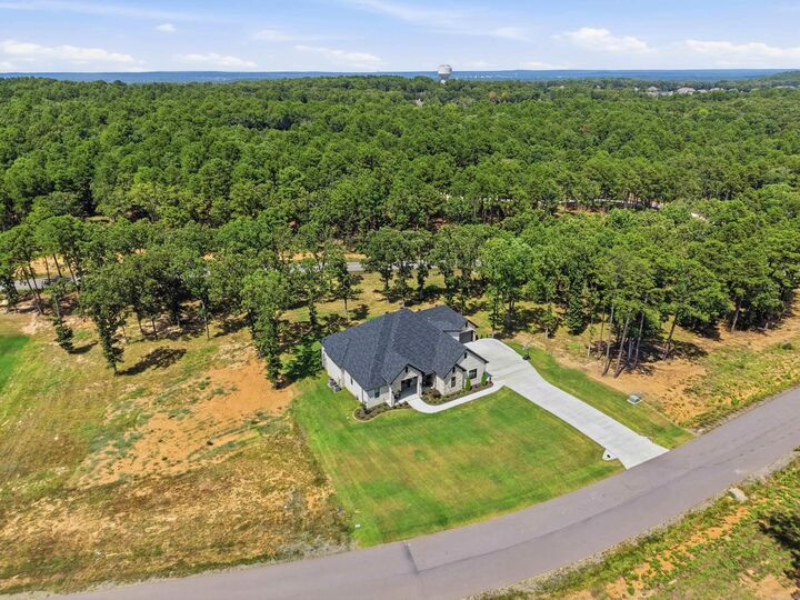 Property Photo: 2940 Orchard View Drive AR 72034