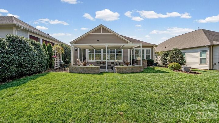 Property Photo: 439 Granite Lake Court NC 28037