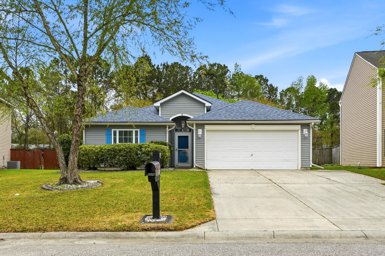 Property Photo: 305 Sparkleberry Lane SC 29456