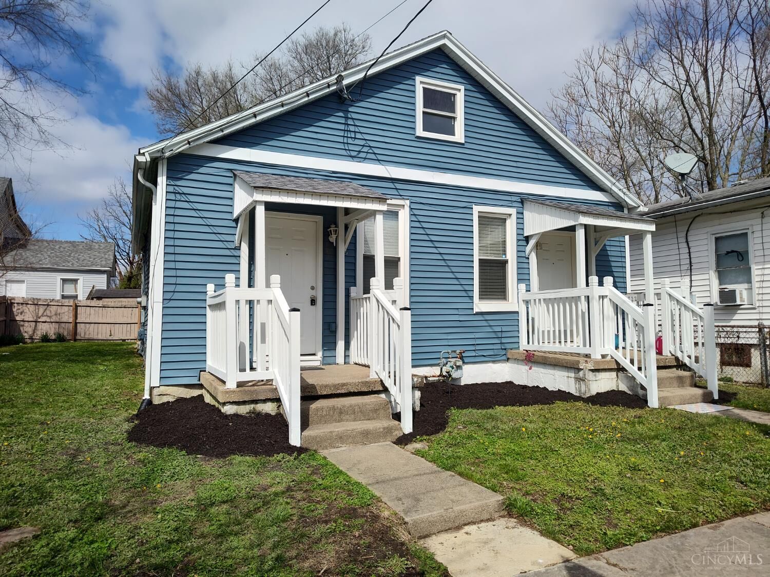 Property Photo:  722 Walnut Street  OH 45215 