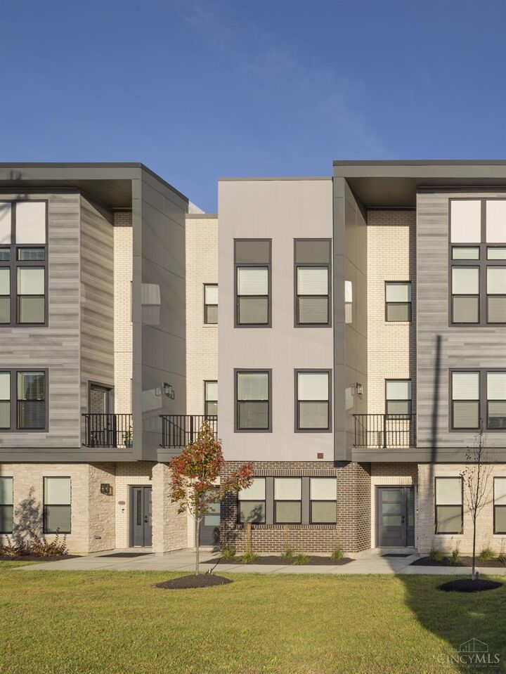 Property Photo:  3500 Madison Park Avenue  OH 45209 