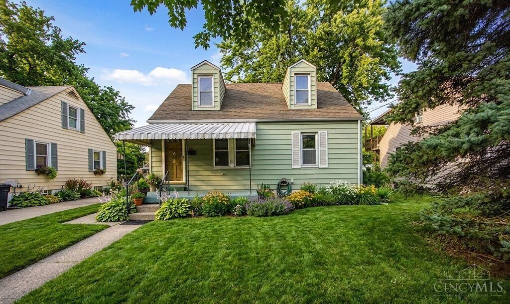 Property Photo: 62 Laurel Avenue OH 45216