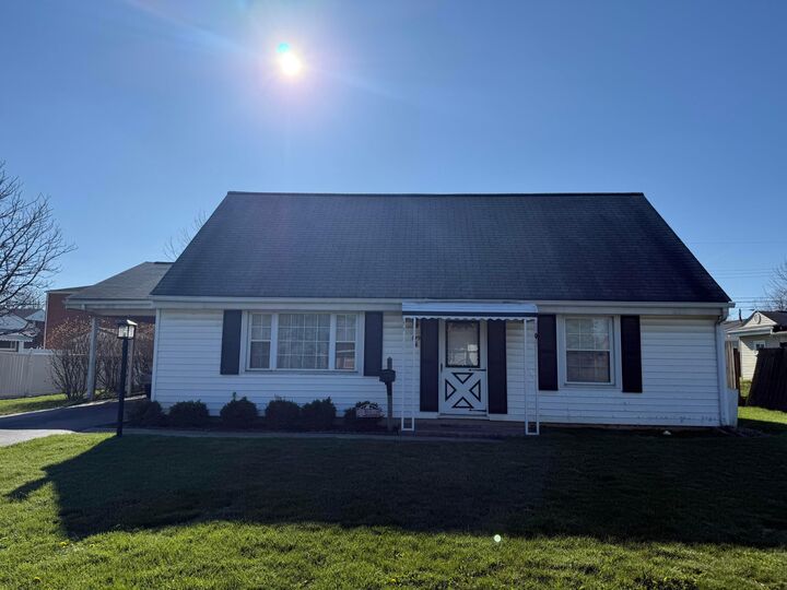 Property Photo: 199 N Murray Hill OH 43228