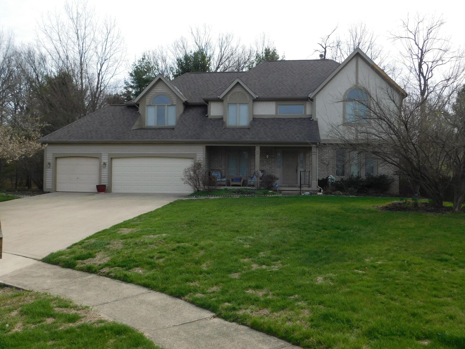 Property Photo:  1952 Sherring Court  OH 43068 
