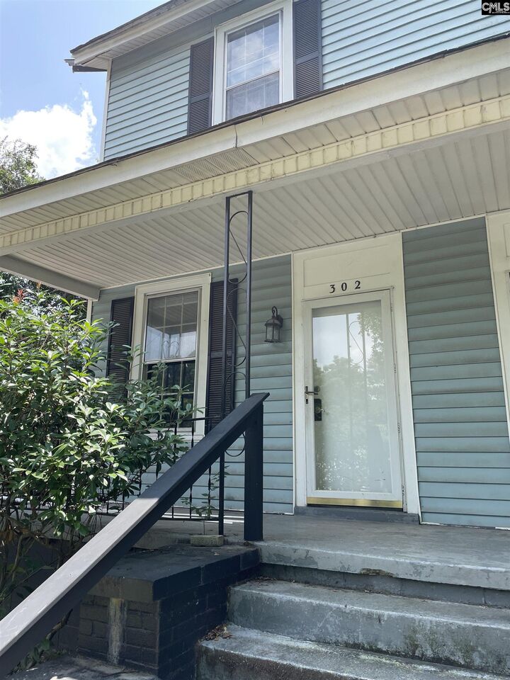 Property Photo: 302-304 Delware 2 SC 29201