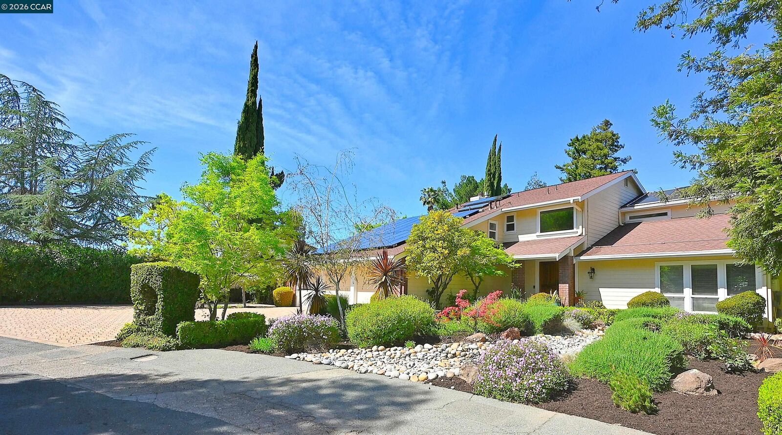 Property Photo:  2648 Comistas Drive  CA 94598 