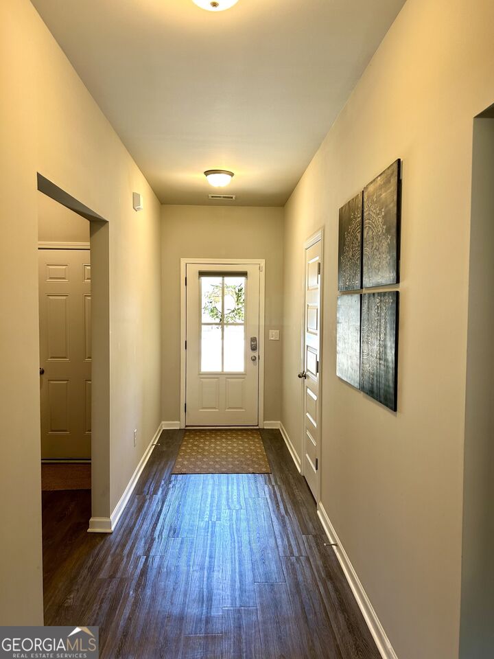 Property Photo: 167 Waterford Circle GA 30531
