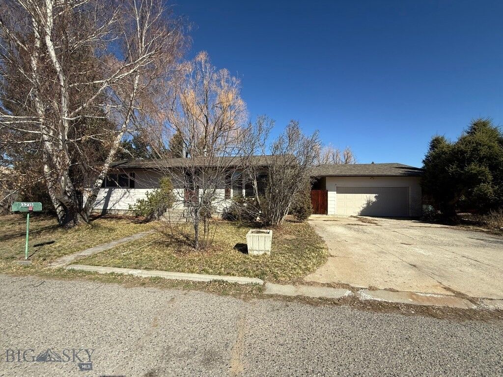 Property Photo:  3215 Quincy Street  MT 59701 