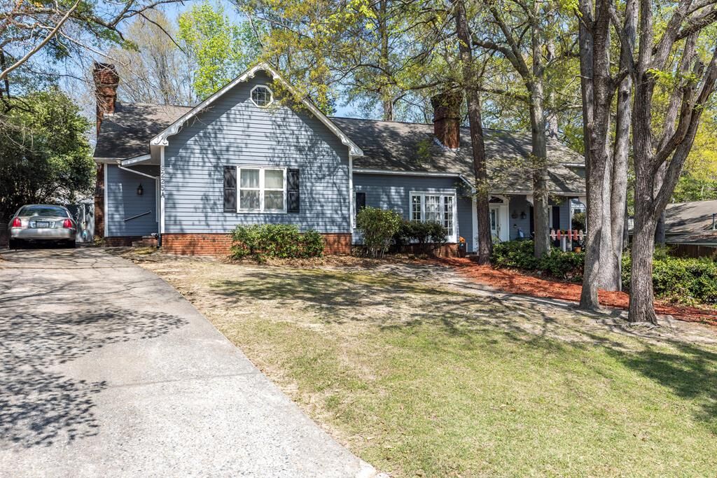 Property Photo: 6225 Olde Towne Drive GA 31907
