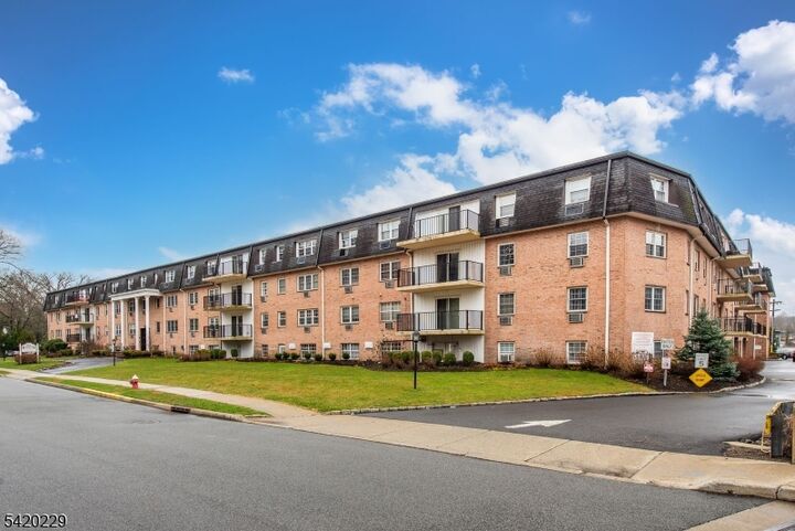 Property Photo:  550 Fairview Ave 116  NJ 07675 