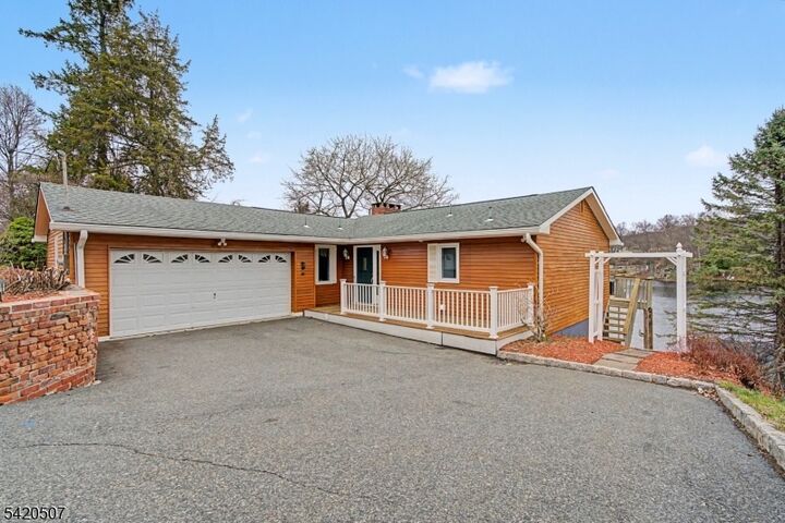 Property Photo:  35 Lake Ter  NJ 07871 