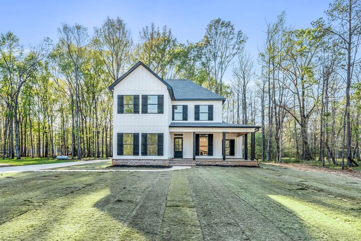 Property Photo:  172 Densbrook Ln  MS 39759 