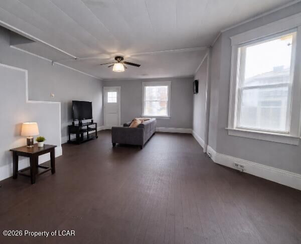 Property Photo: 426 W Union Street PA 18634