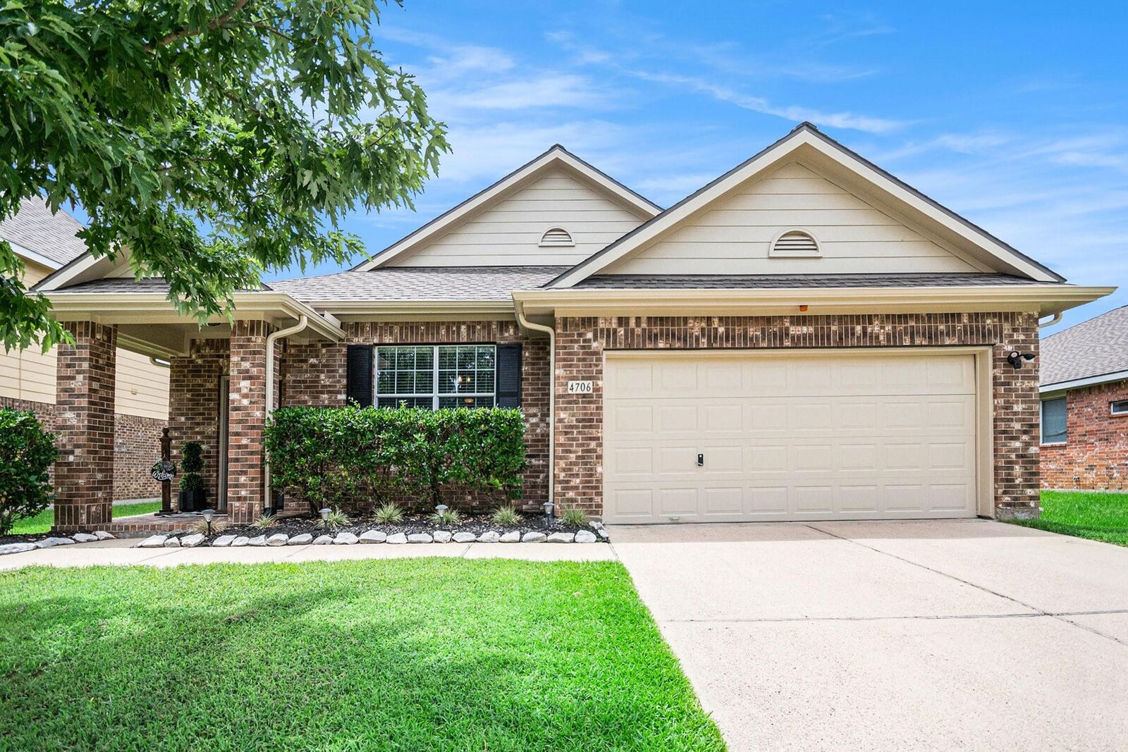 Property Photo: 4706 Shale Drive TX 77521