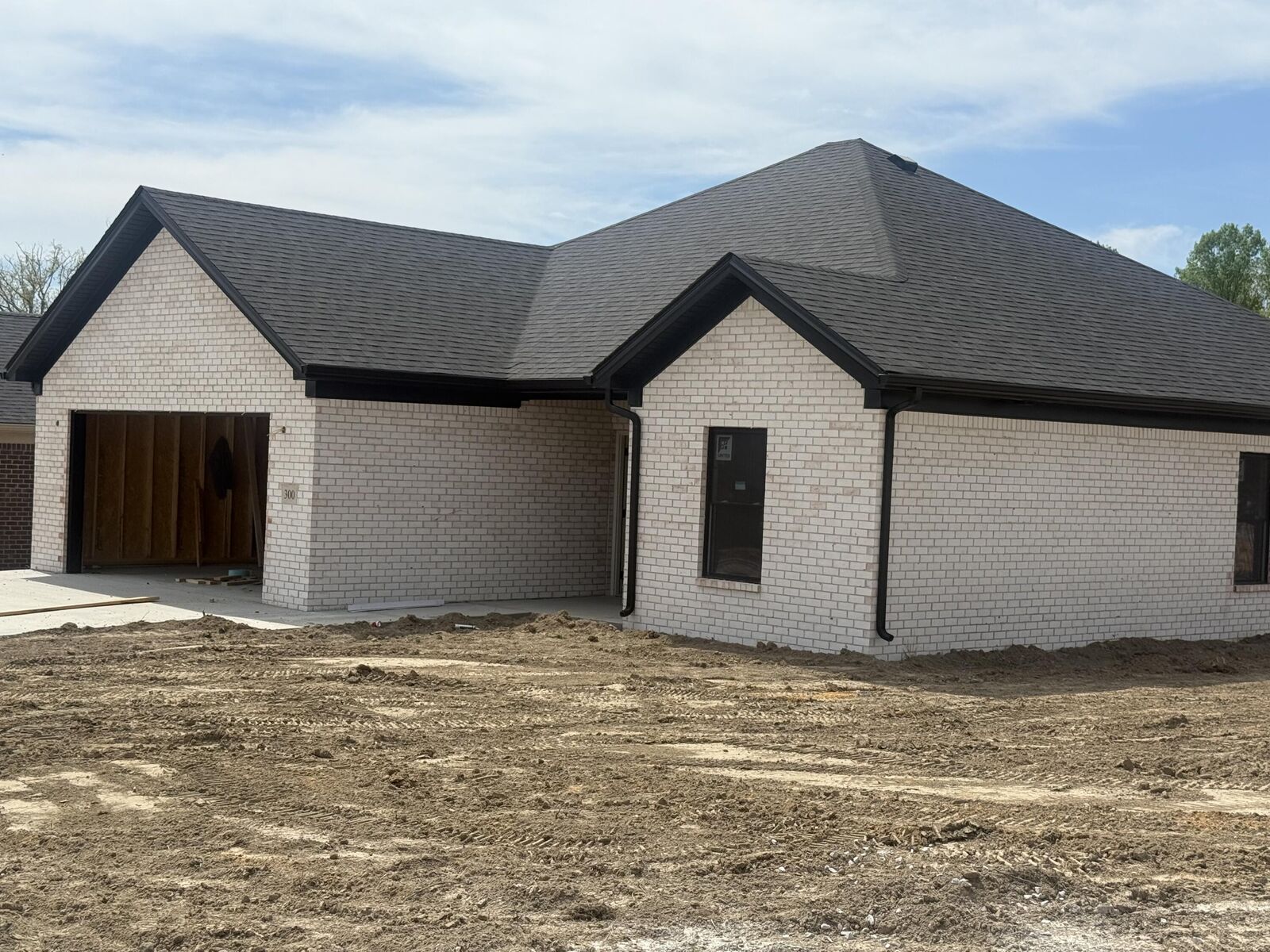 Property Photo:  300 Cinchpost Circle  KY 40744 