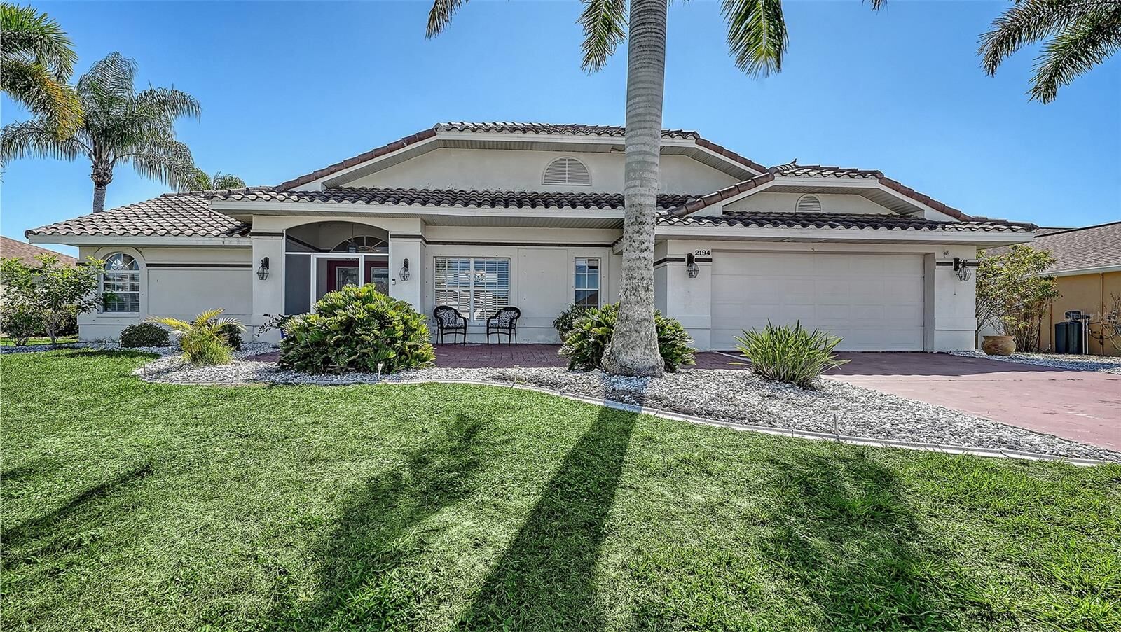 Property Photo: 2194 Peterborough Road FL 33983