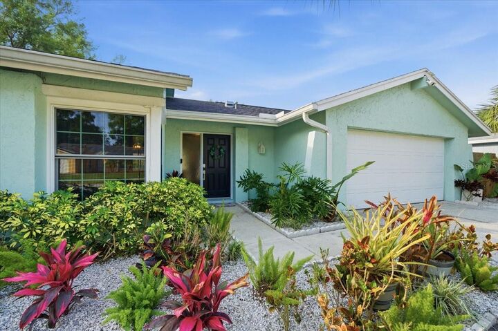 Property Photo:  4510 Whitworth Lane  FL 33624 