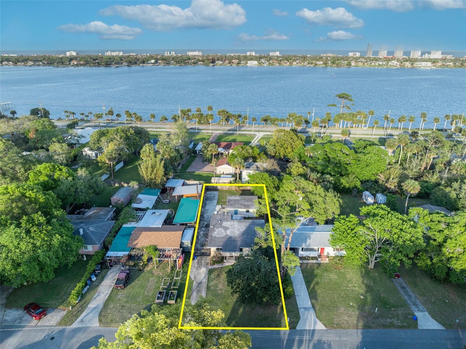 Property Photo:  715 Alcazar Avenue  FL 32174 