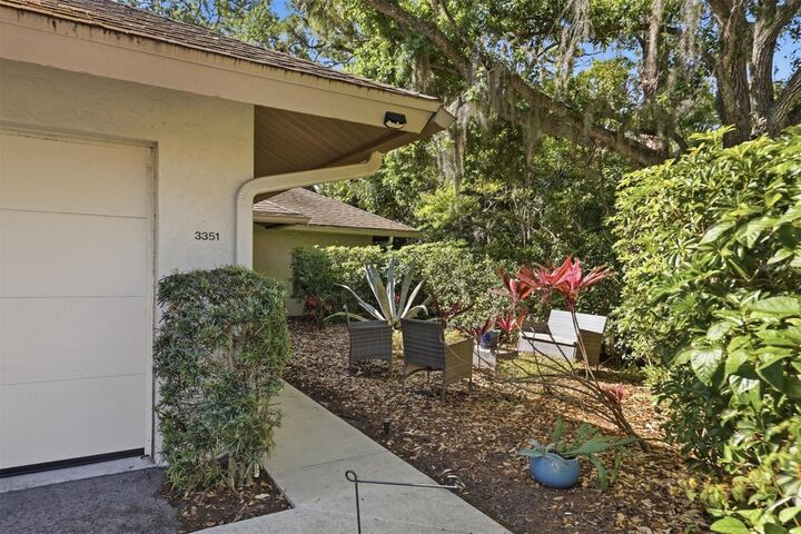 Property Photo: 3351 Thornwood Road 3351 FL 34231