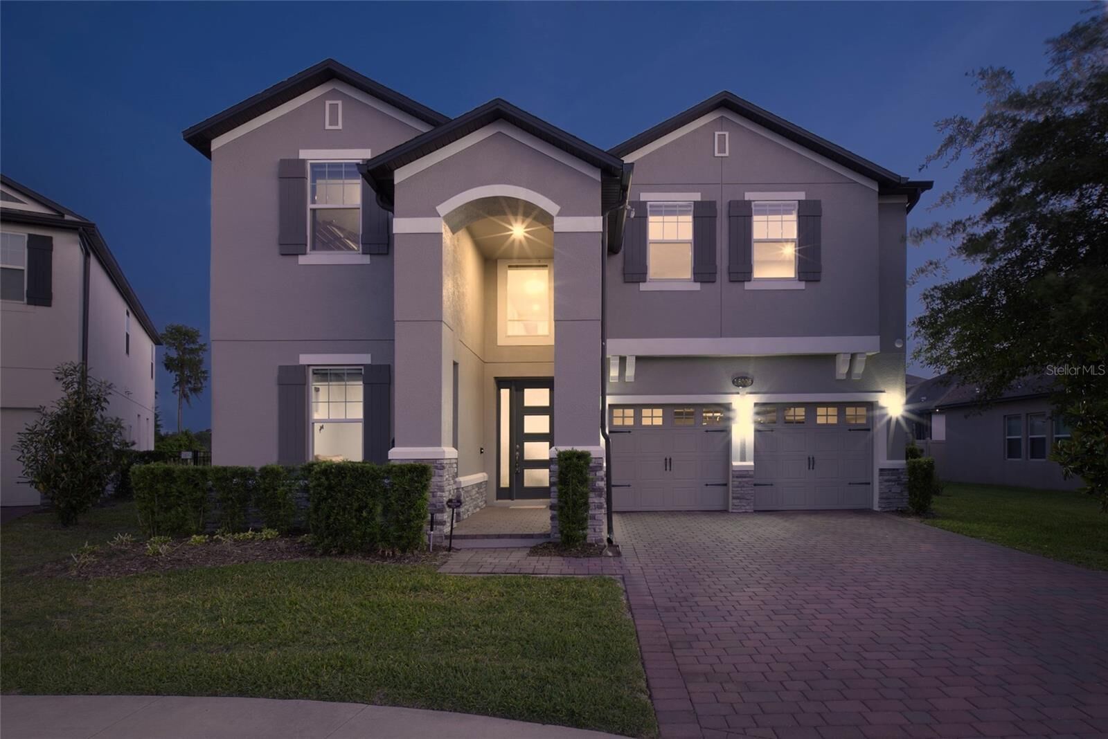 Property Photo:  16006 Gilden Way  FL 34787 