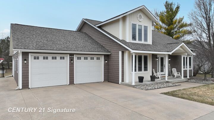 Property Photo:  2777 Hospital Road  MI 48603 